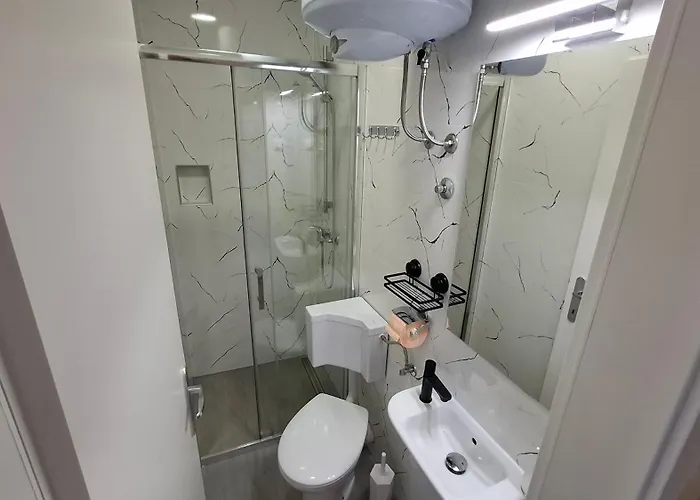 伊凡别墅酒店 3*